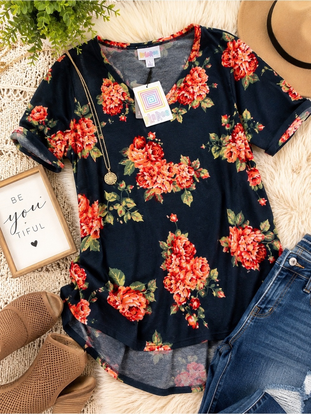 LuLaRoe Classic Tee Large Navy Coral Floral NWT Boho Top